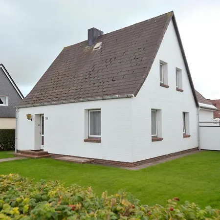 Geraeumiges 2-zimmer-appartement Fuer 4 Personen Und Schoenem Gemeinschaftsgarten Apartment *