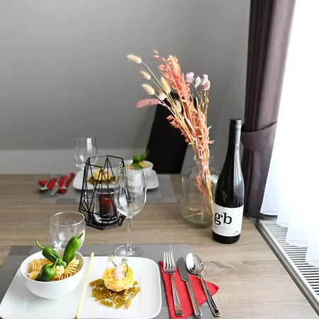 Geraeumiges 2-zimmer-appartement Fuer 4 Personen Und Schoenem Gemeinschaftsgarten Appartement Westerland